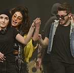מישהו לרוץ איתו צלם יוסי צבקר